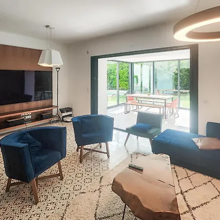 Maison Avec Piscine *