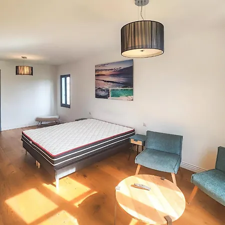Maison Avec Piscine Holiday home *